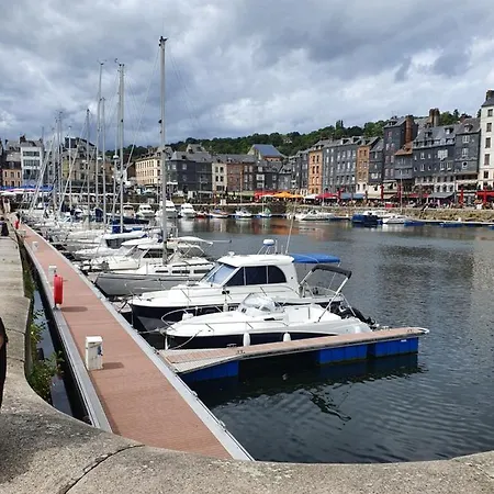 L Haute Du Gouverneur Apartmán *